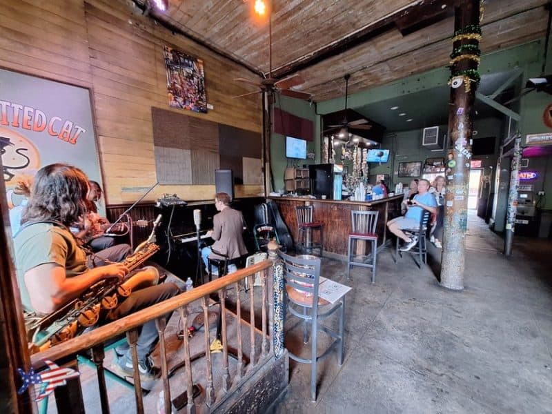 frenchment street live music