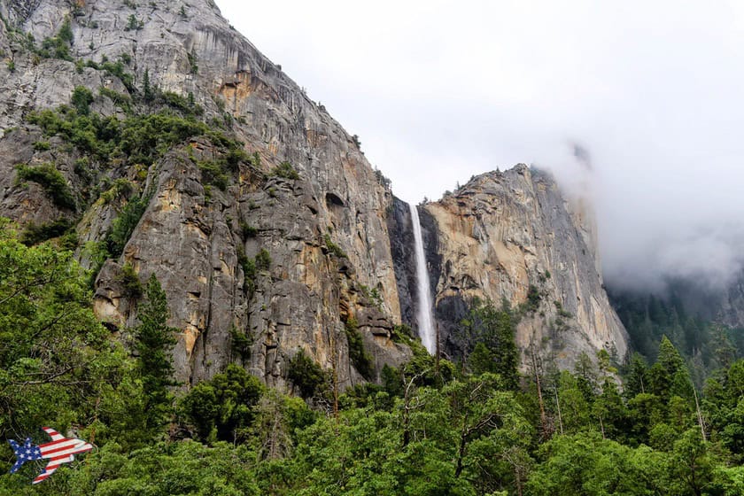 Yosemite Bridalveil Fall vista dalla strada