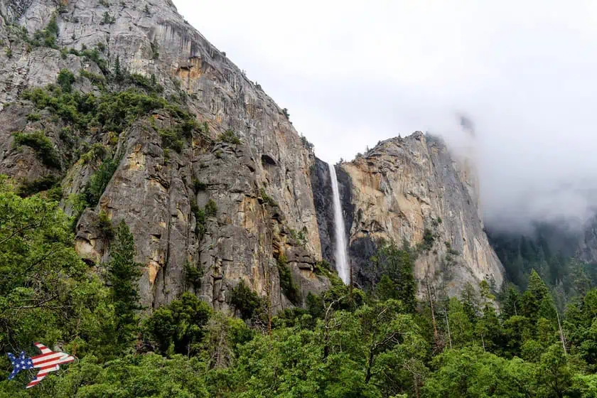 Yosemite Bridalveil Fall vista dalla strada