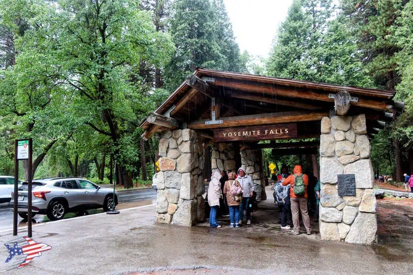 Yosemite Falls Trail fermata shuttle