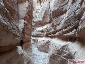 slot-canyon-valley-of-fire-1