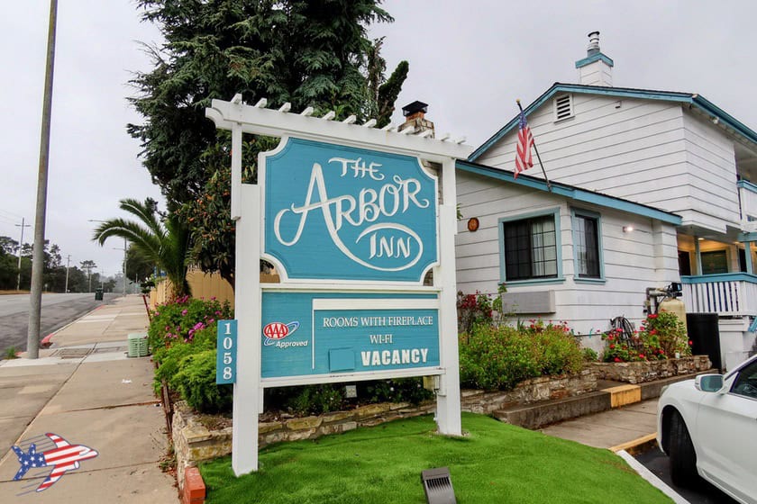 where to stay in monterey