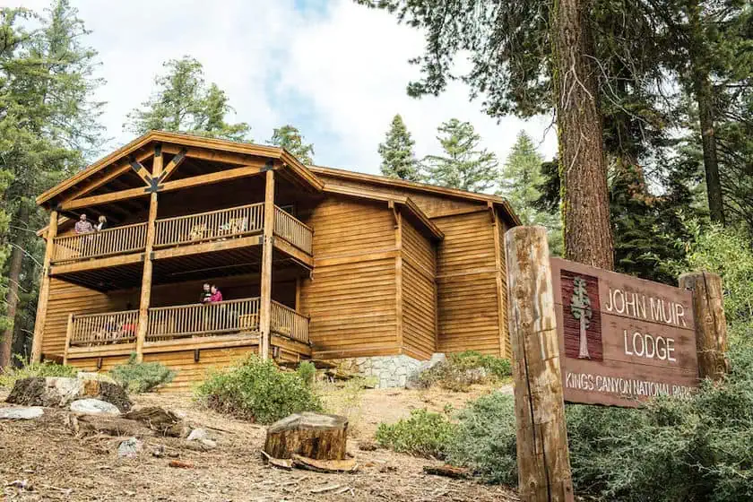 Dormire a Squoia - John Muir Lodge