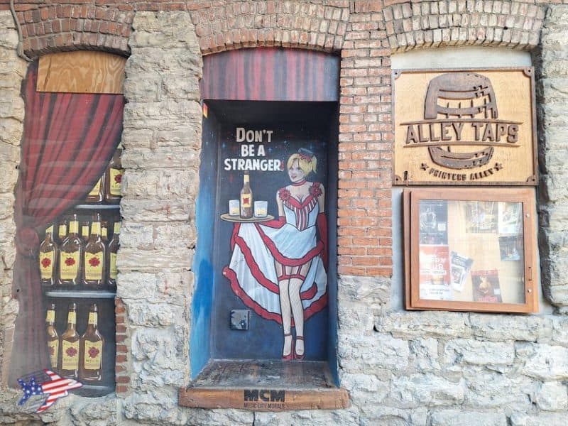 Printer's Alley murales
