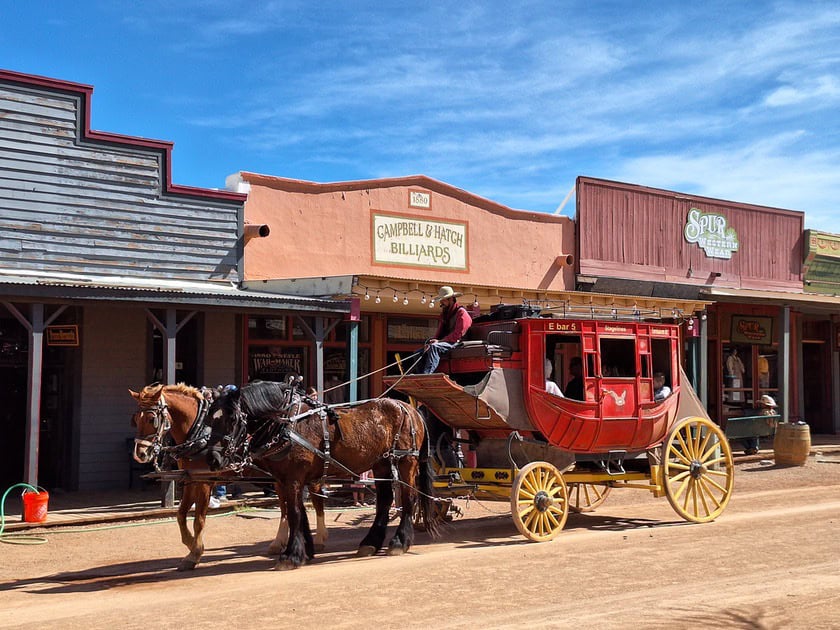 tombstone tour carrozza