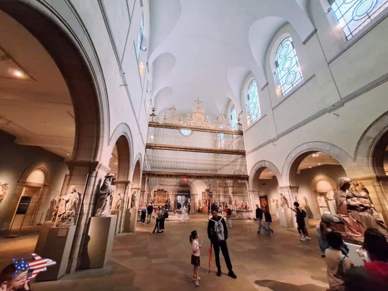 the metropolitan museum of art in new york