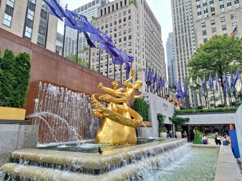 rockefeller center the rink