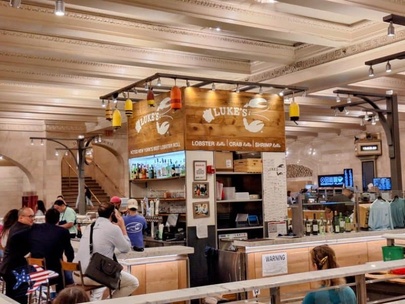 dining concourse
