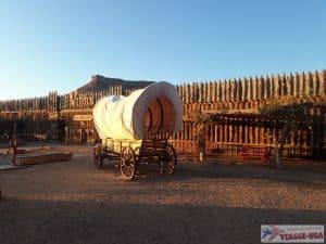 fort zion trading post