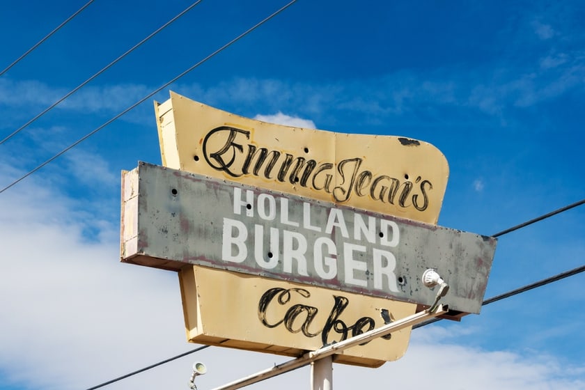 Emma-Jeans-Holland-Burger-Cafe