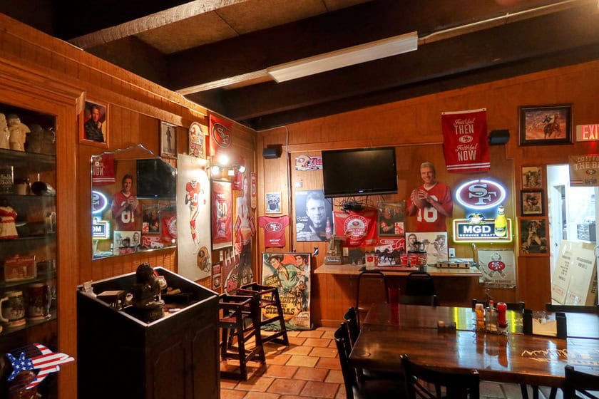 Lone Pine - Mt Whitney Restaurant - Interno