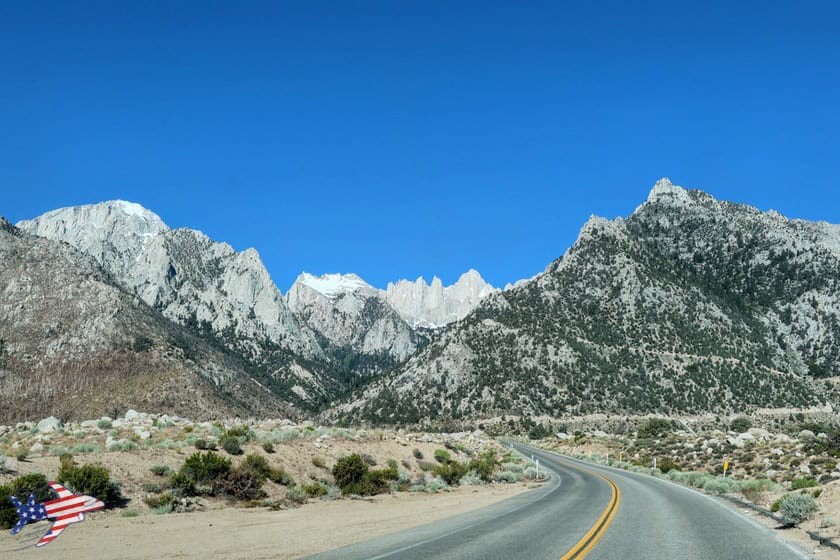 Whitney Portal Road - Vista sulla Sierra Nevada