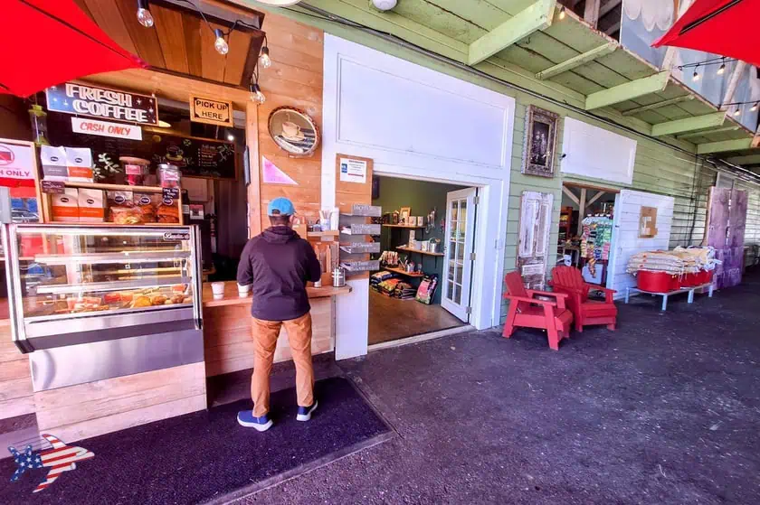 Point Reyes Station - Farmers Market interno 1