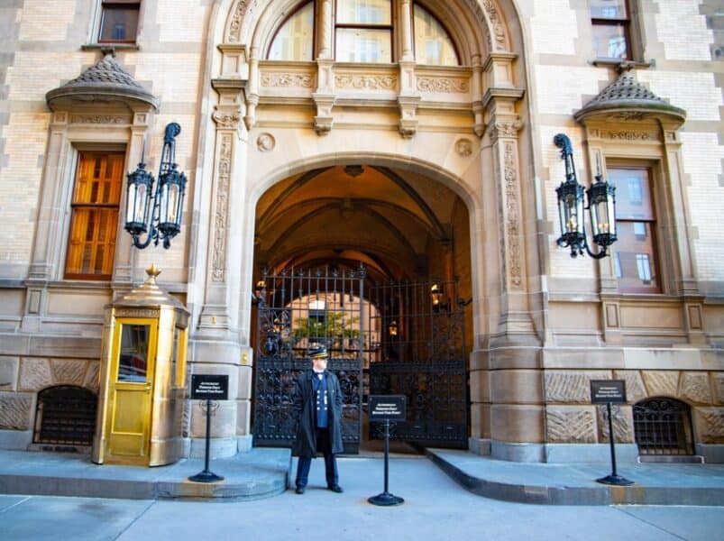 dakota building ingresso