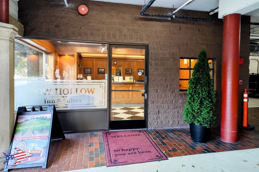 Cow Hollow Inn and Suites - letto